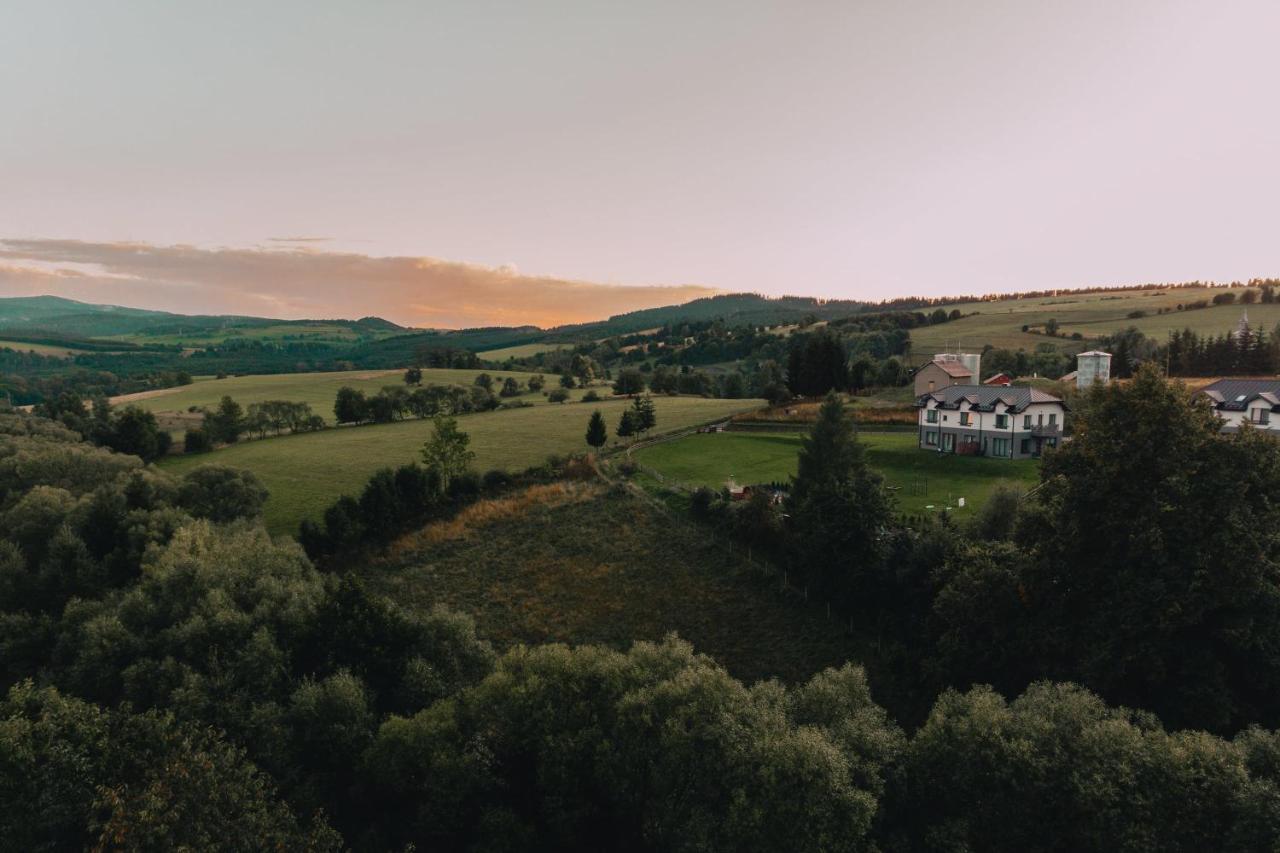 Jeleni Jar Apartamenty Душники-Здруй Екстер'єр фото